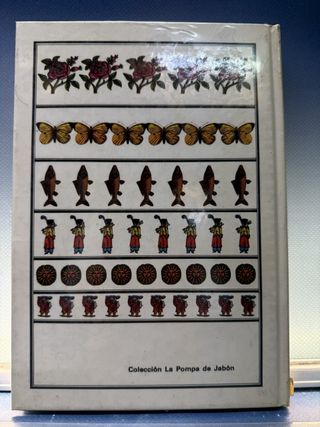 Carmen Bravo Villasante, Una dola tela catola - Libro