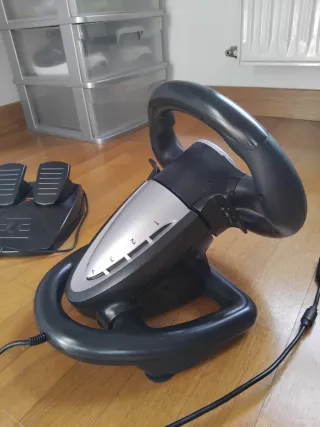 Volante PS4, Xbox One, PC