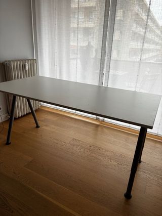 Mesa de escritorio IKEA