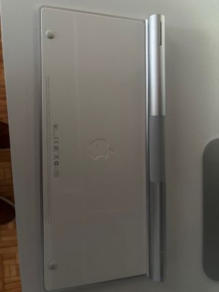 Apple iMac 21.5 (2011) Plata