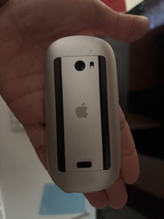 Apple iMac 21.5 (2011) Plata