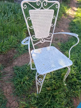 Conjunto mesa y 4 sillas hierro blanco