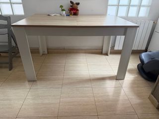 Tavolo da pranzo estensibile