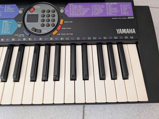 Teclado Yamaha PSR-73 Portatone