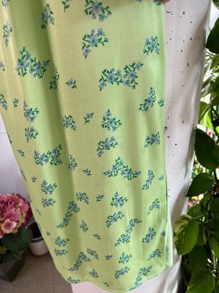 Vestido midi floral - Bershka Talla M