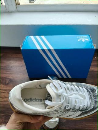 Adidas Samba OG Plata Talla 37