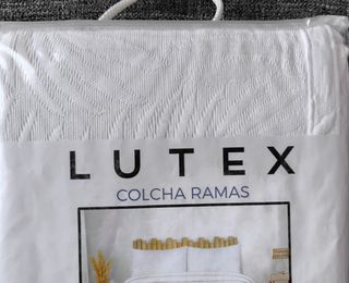 Colcha blanca cama 90-105 (A ESTRENAR)