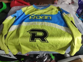 Mini moto gasolina+ equipación talla 8/10