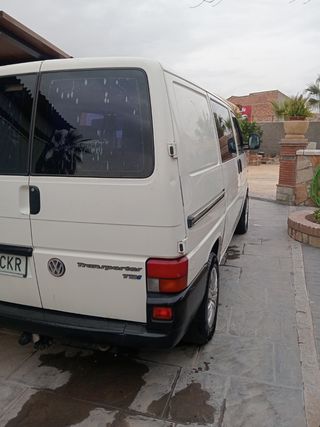 Volkswagen Transporter 2003