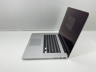 portatil apple apple macbook pro core i7 2.2 15 (2015) (a1398)