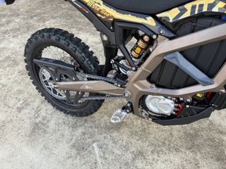 Surron Ultra Bee 2025