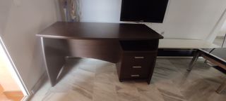 Mesa escritorio Conforama 3 cajones wengué