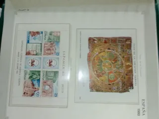 Sellos España 1975 Rey J. Carlos I, álbum incluido