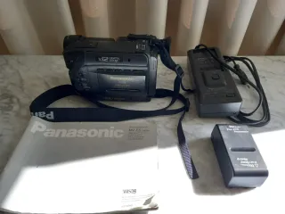 Videocámara Panasonic + proyector de cine