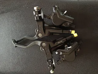 Frenos Shimano hidráulicos MTB BL-M425 + BR-M325