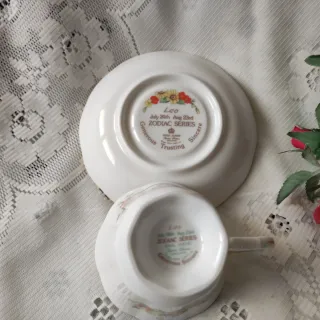 🇬🇧 Set da tè Royal Albert Zodiac Series Lion