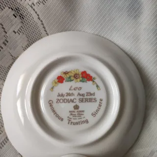 🇬🇧 Set da tè Royal Albert Zodiac Series Lion