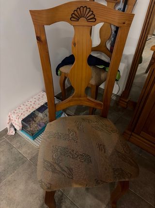 Mesa comedor madera + 5 sillas