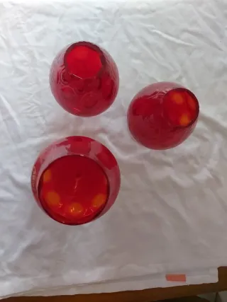 Copas de cristal grueso rojo rubi con relieve