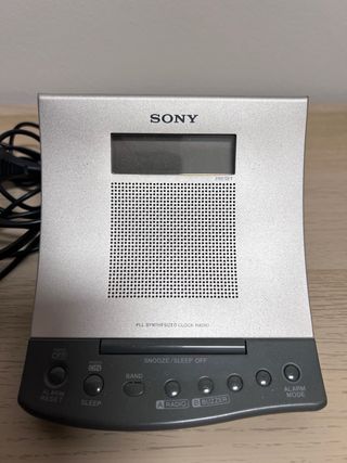 Radio Despertador Sony PLL