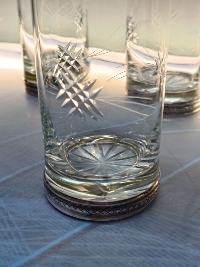 Juego 6 vasos de tubo, cristal tallado , 16 cm. con base de plata de ley?