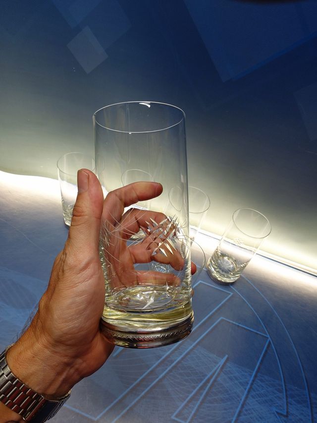 Juego 6 vasos de tubo, cristal tallado , 16 cm. con base de plata de ley?