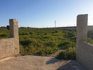 Terreno en venta en Crevillent