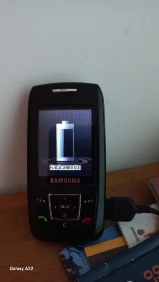 Cellulare Samsung SGH-E250 Vintage