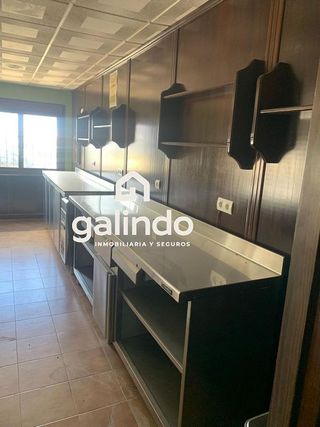 Local comercial en venta en Osuna