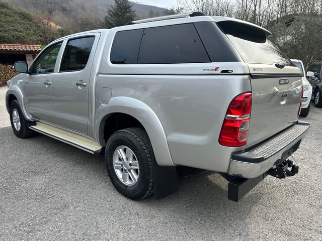 TOYOTA Hilux 3.0 D4D Doble Cabina VX 4x4