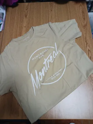 Camiseta Primark Montreal Talla M