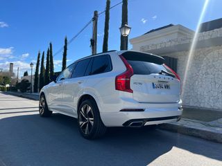 VOLVO XC 90 T8 R- DESIGN