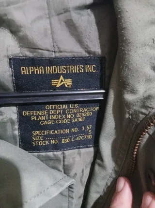 Chaqueta Alpha Industries Verde Militar