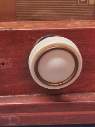 Antigua Radio de Válvulas PHILIPS BE-631-A con transformador, funcionando