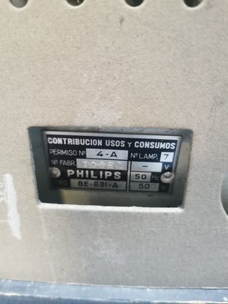 Antigua Radio de Válvulas PHILIPS BE-631-A con transformador, funcionando