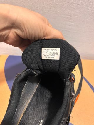 Zapatillas Salomon de senderismo talla 44