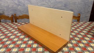 Estantería y cajonera de madera