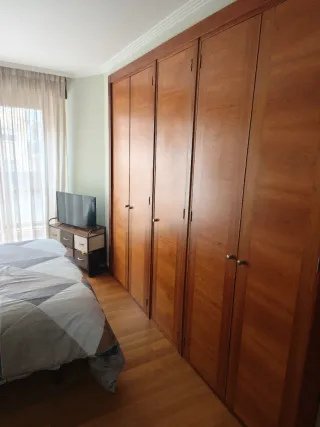 Alquiler habitación con baño  C/ Venezuela-Cingles