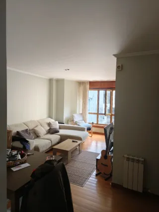 Alquiler habitación con baño  C/ Venezuela-Cingles