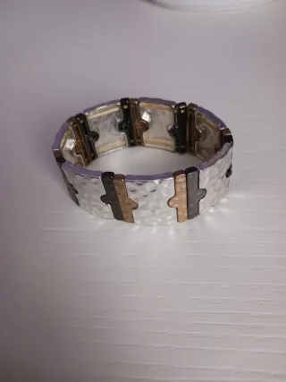 Pulsera elástica con eslabones dorados y plateados