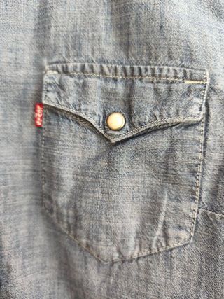 Camisa Levis Color Azul Talla S.
