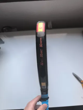 Pala de pádel Kombat black3