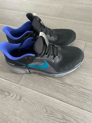 Nike Pegasus 41 Talla 45 Negras.