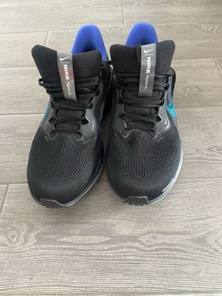 Nike Pegasus 41 Talla 45 Negras.
