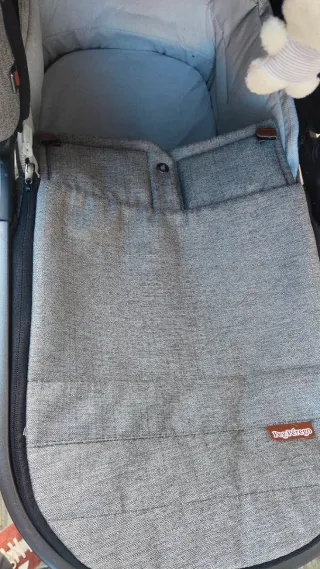 Carrito bebé reversible capazo + silla