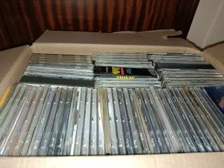Lote ~100 CDs Música VINTAGE Variada