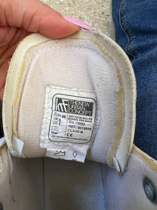 Patines Quad Blancos, Casco Rosa y Bolsa morada