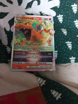 2 Cartas Pokémon Charizard V y V ASTRO