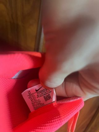 Scarpe da calcio Nike rosse per bambini