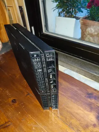 PS4 Fat con controller e 4 giochi